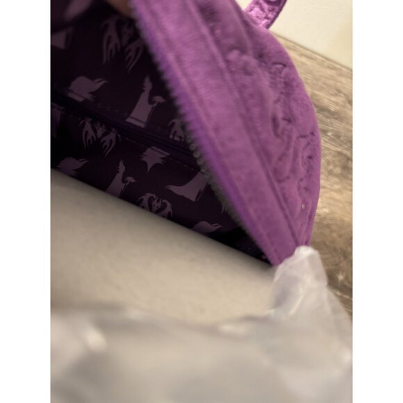 New Loungefly Disney Sleeping Beauty Purple Velvet Maleficent Mini Backpack LF14 - Picture 4 of 4